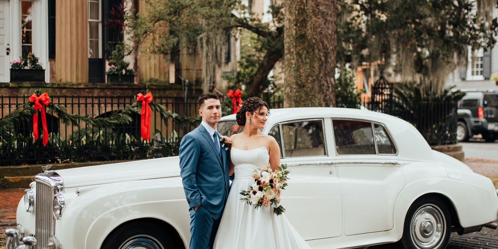 Elegant Savannah Weddings